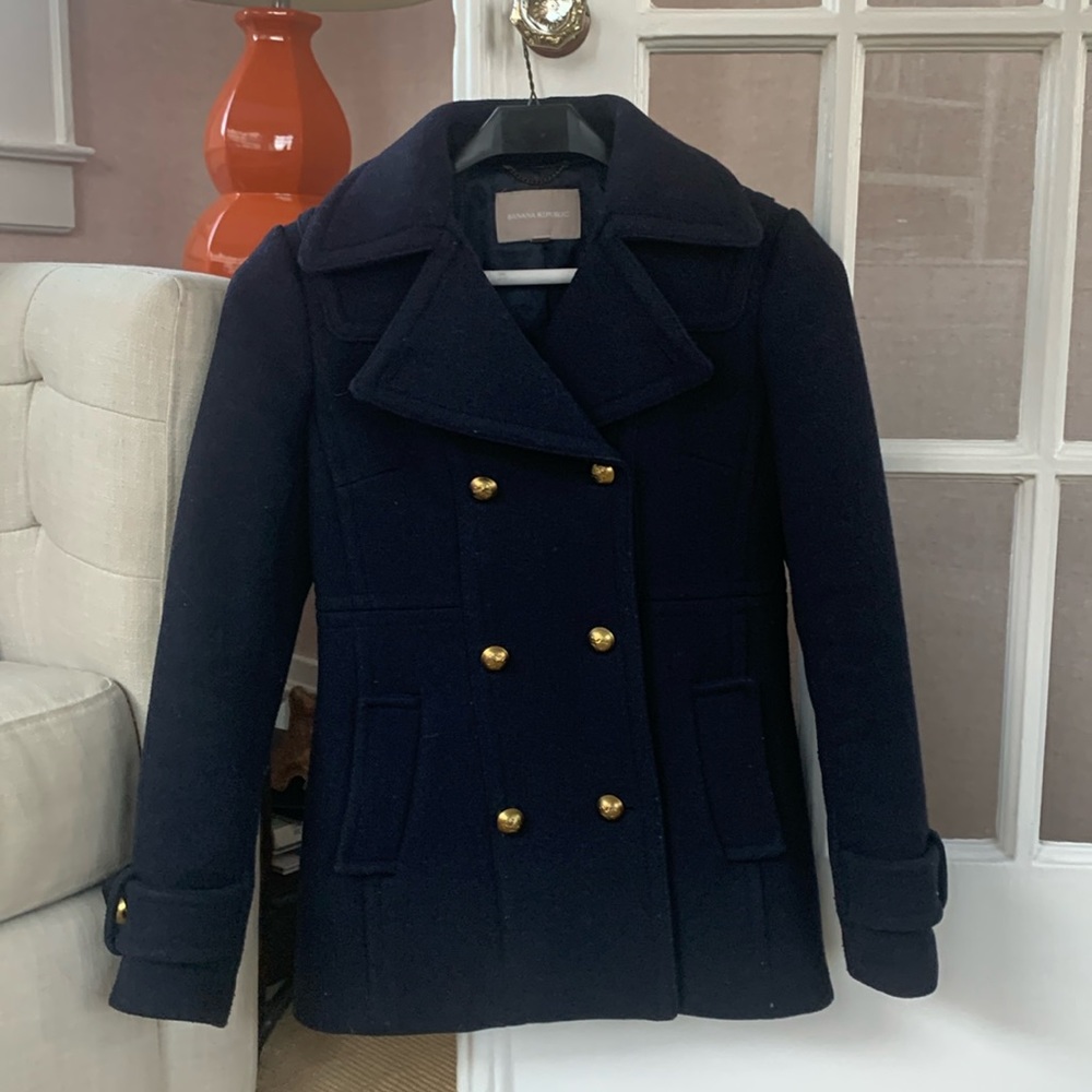 Banana Republic Navy wool pea coat, fully lined size 0